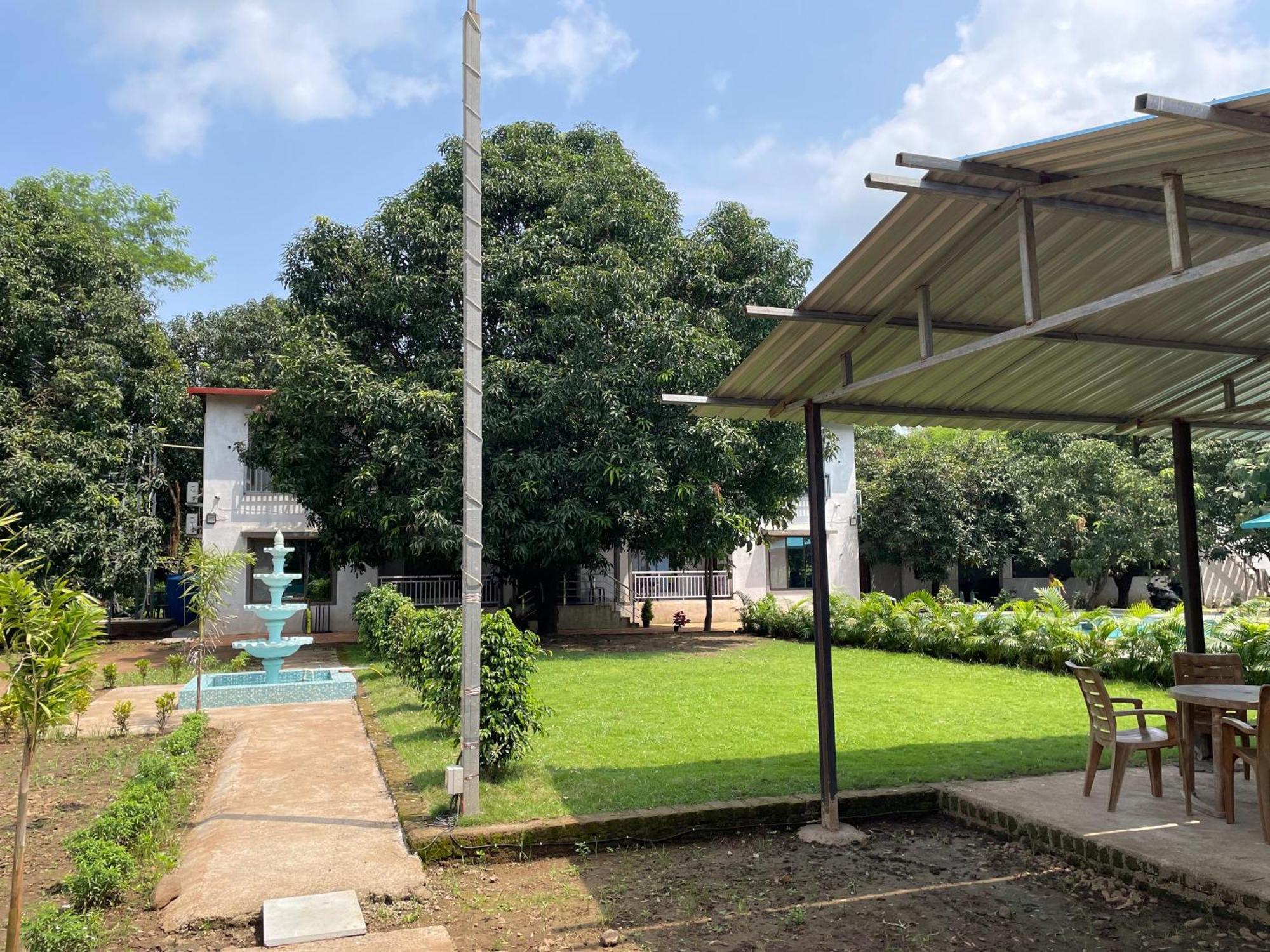 Riverland Farm And Resort 카르자트 외부 사진