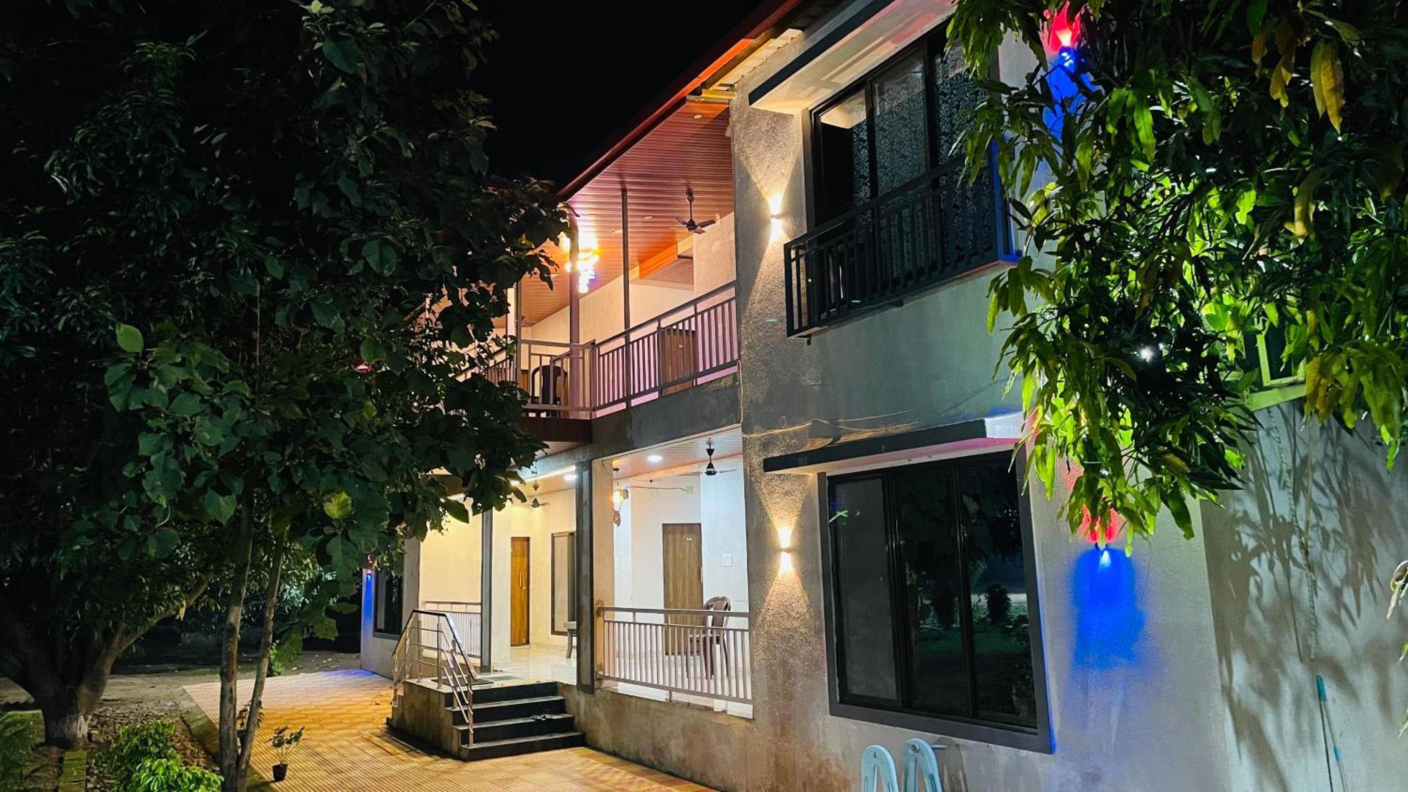 Riverland Farm And Resort 카르자트 외부 사진