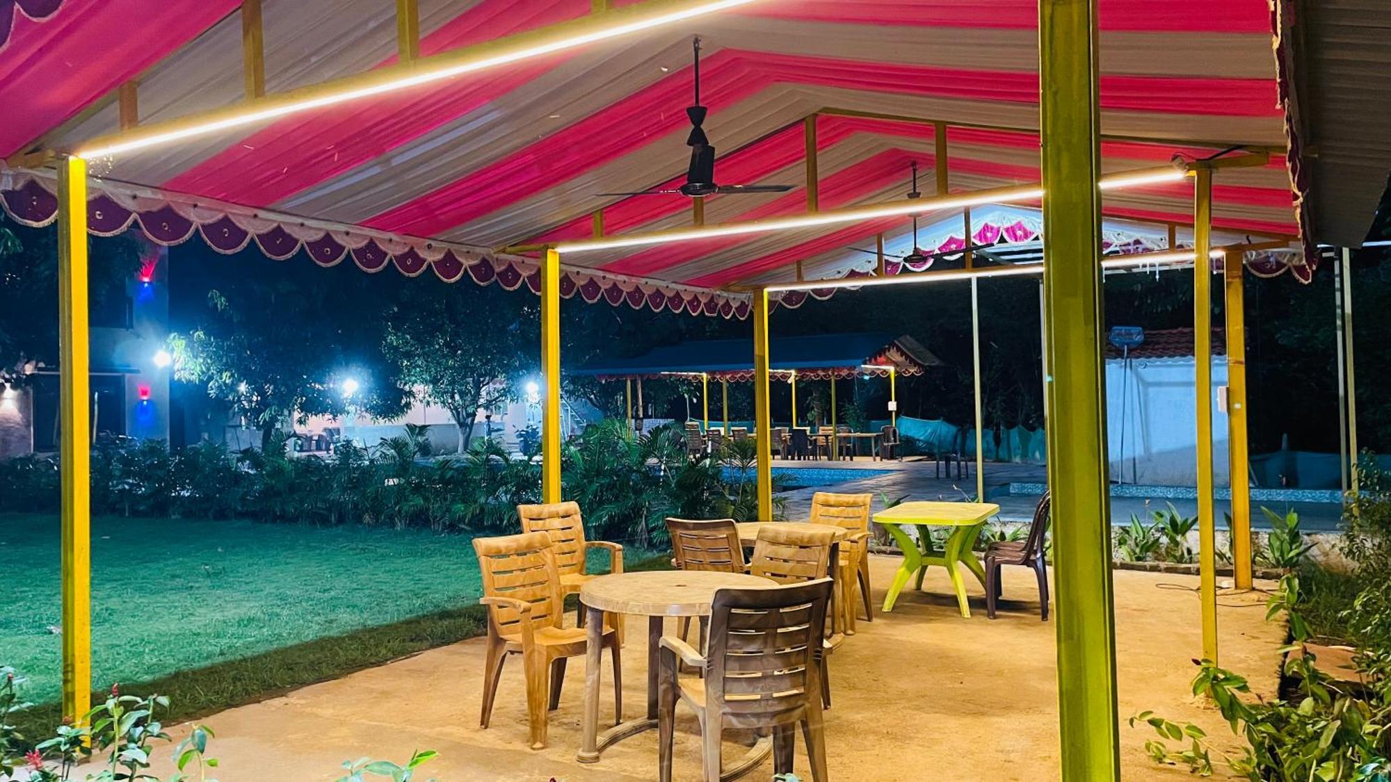 Riverland Farm And Resort 카르자트 외부 사진
